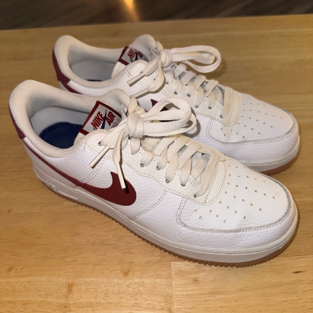 Nike Air Force 1